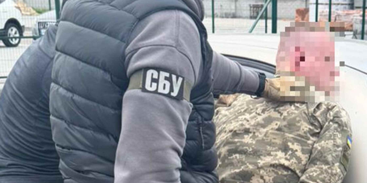 На Вінниччині затримали прикордонника, який сприяв незаконному переправленню чоловіків за кордон