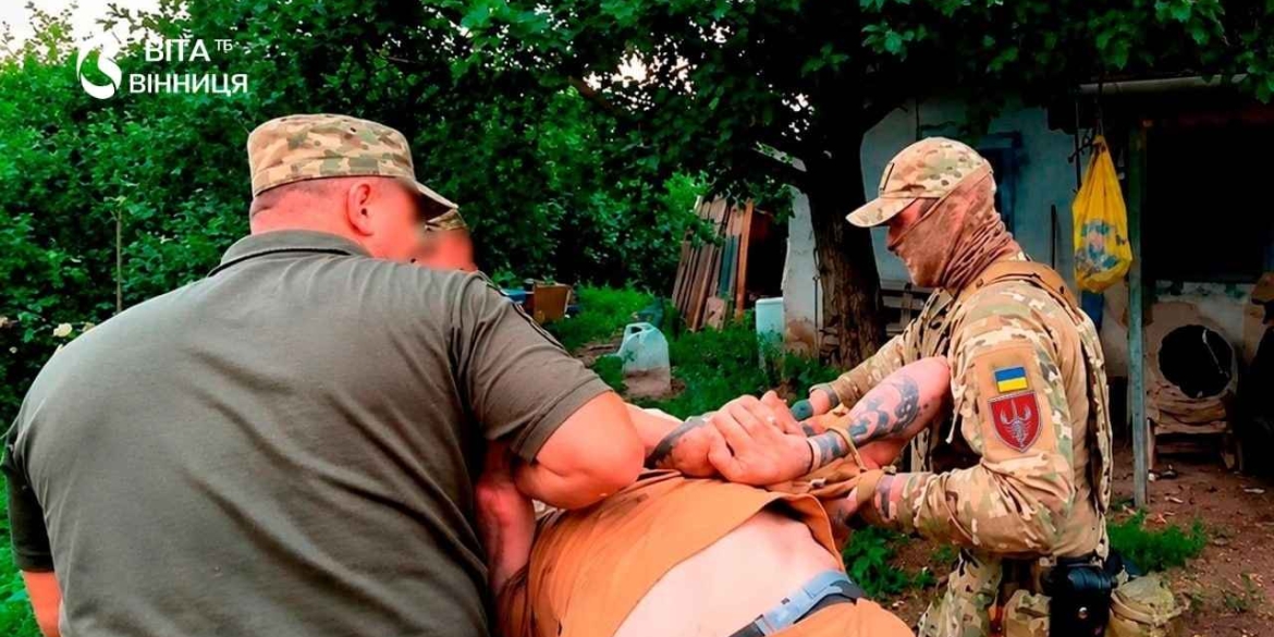 На Вінниччині затримали СЗЧ-шника, який відбивався від військової поліції сокирою