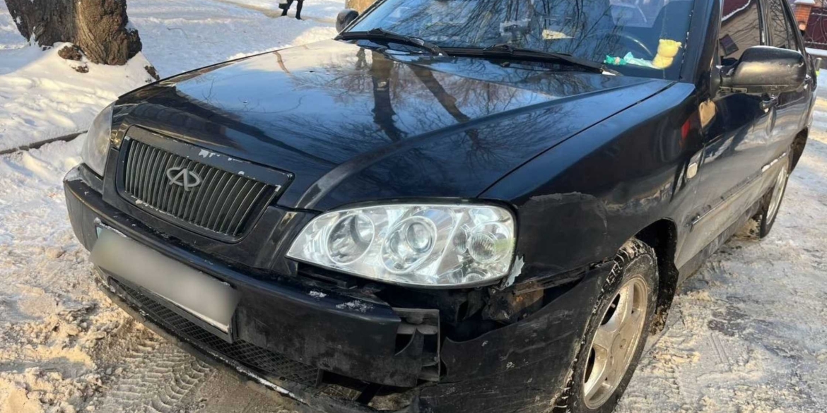 На вулиці Пирогова у Вінниці 69-річний пішохід потрапив під колеса авто