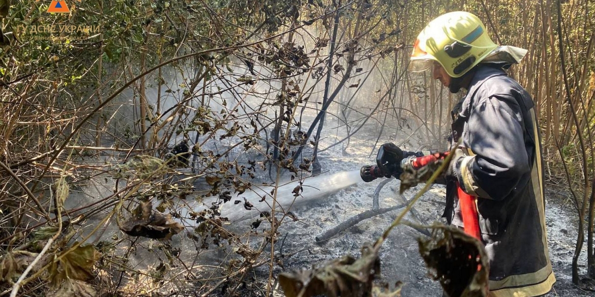 На Жмеринщині чоловік отримав опіки, намагаючись самотужки загасити пожежу