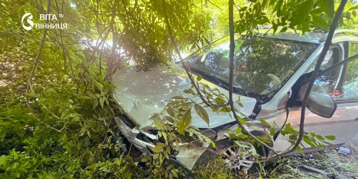 На Жмеринщині зіткнулися два Ford — постраждала пасажирка