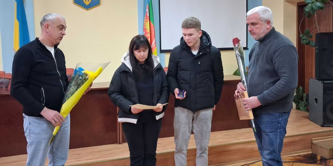Нагороди родинам полеглих захисників вручили у Теплицькій громаді