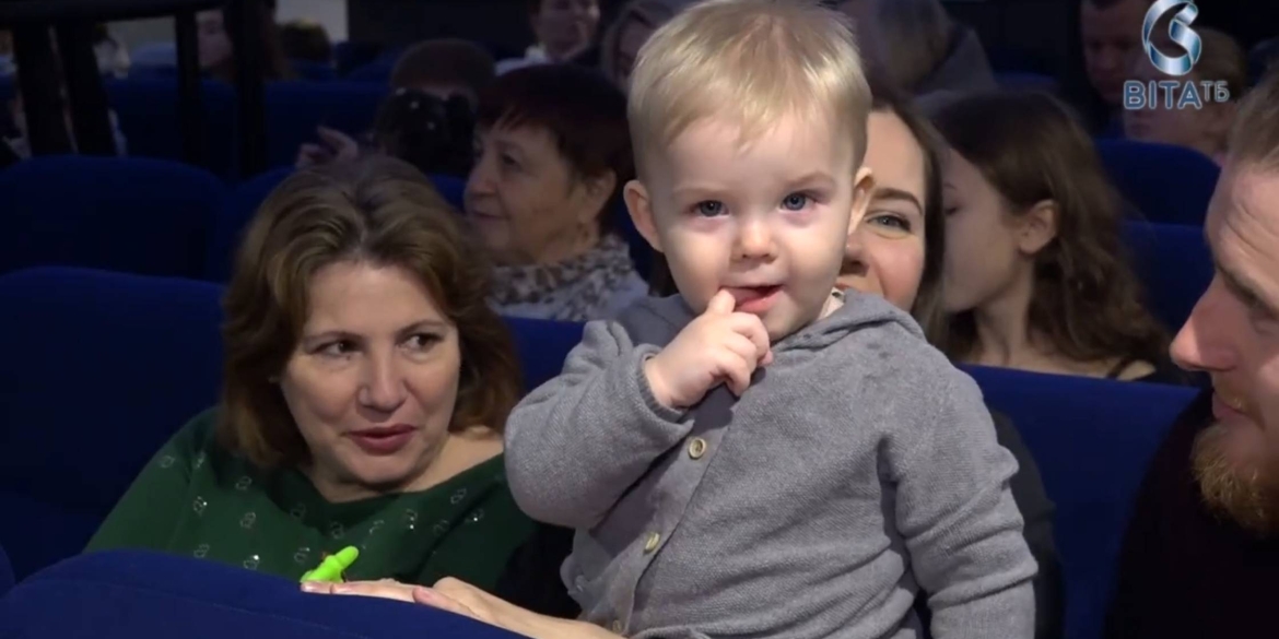 Напередодні Дня святого Миколая для маленьких вінничан організували похід у планетарій