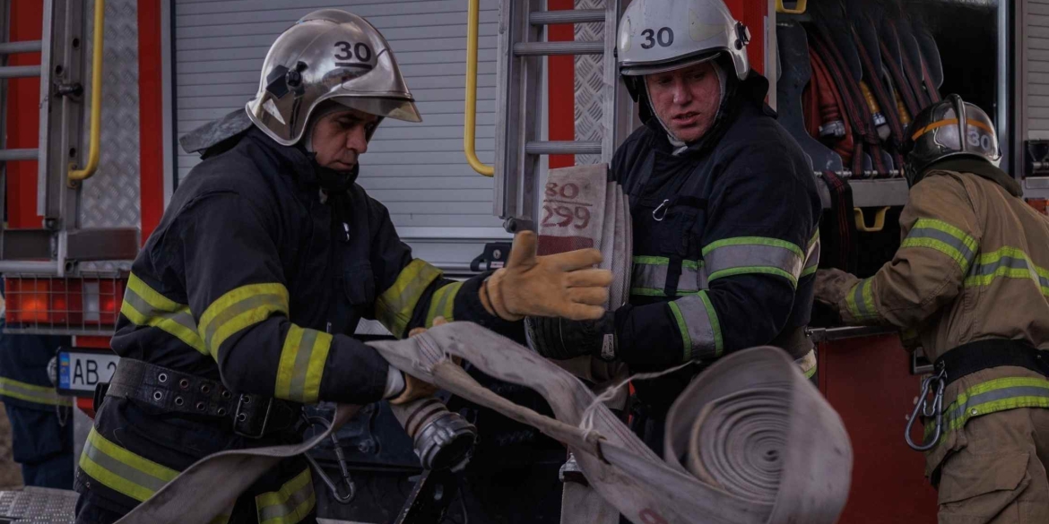 Наслідки ворожої атаки на Вінниччину від важких травм у лікарні померла семирічна дівчинка Наслідки ворожої атаки на Вінниччину від важких травм у лікарні померла семирічна дівчинка