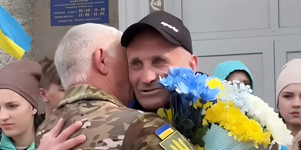 Незламний тракторист вінничанин повернувся додому після трьох років російського полону