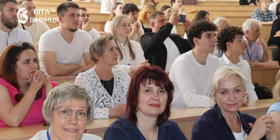 Олімпійці, чемпіони та зірки спорту зібралися у ВДПУ на ювілей факультету