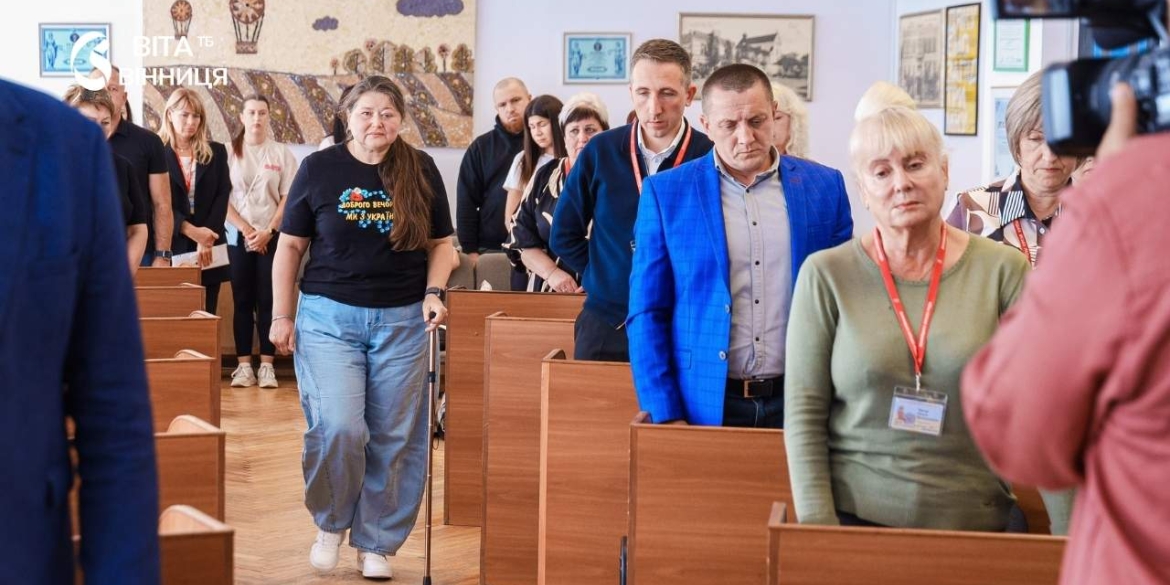 Орден і медаль посмертно у Вінниці рідні двох полеглих воїнів отримали їхні державні нагороди