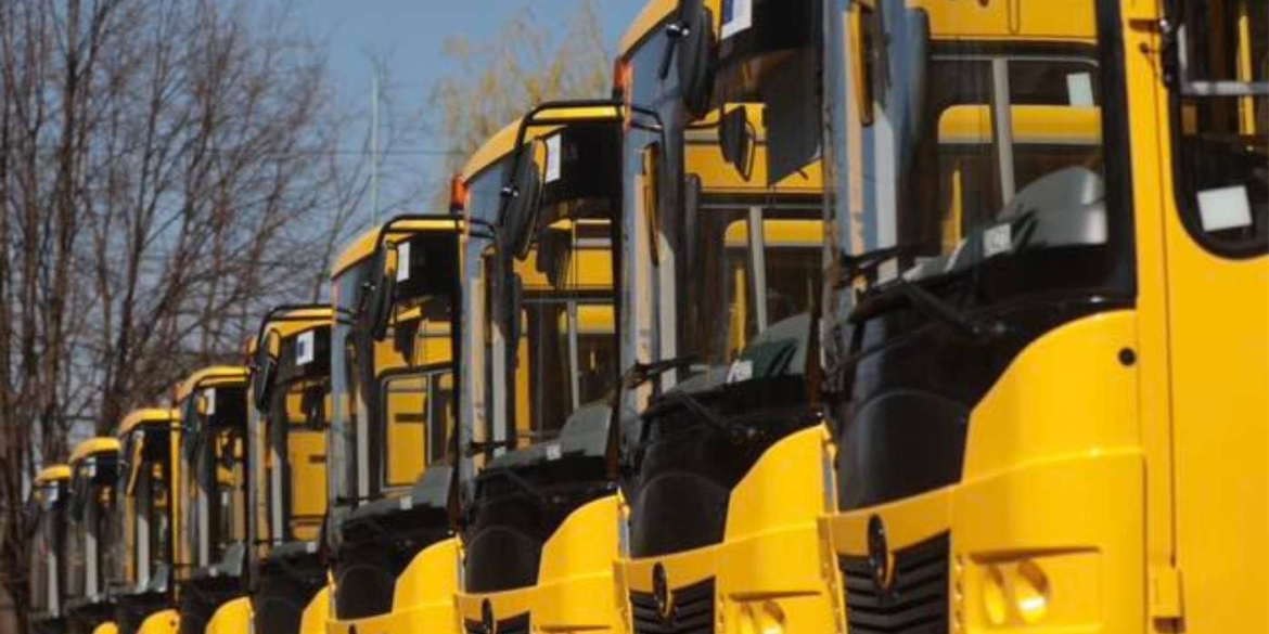 Освіта без бар’єрів громади Вінниччини отримали ще одну партію інклюзивних автобусів