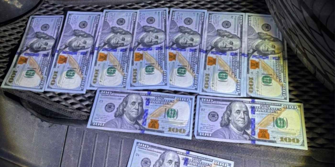 П'яний вінницький водій обіцяв 1000 доларів поліцейським, щоб ті не складали протокол