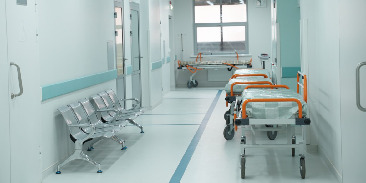 Пацієнтів з Ладижина евакуювали у Гайсинську центральну лікарню