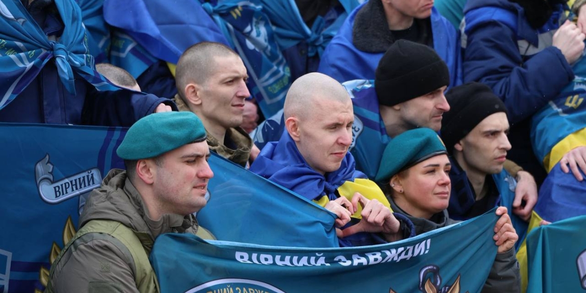 Передвеликодній обмін 182 українці повертаються додому після ворожого полону