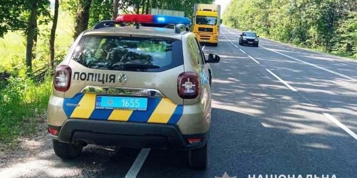 На дорогах Вінниччини через спеку обмежили рух для вантажівок