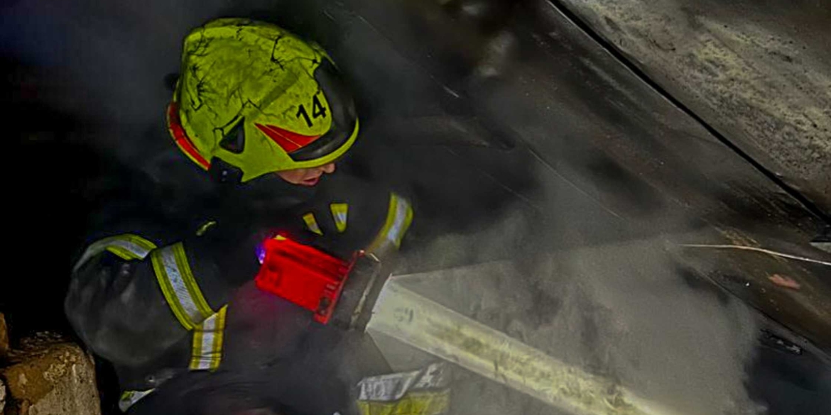 Під час пожежі на Вінниччині загинула людина, ще одну врятували