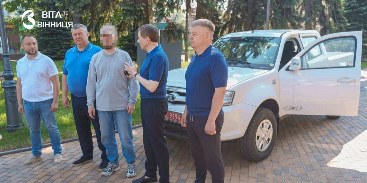 Пікап для перевезення БпЛА передали морпіхам від Вінниці