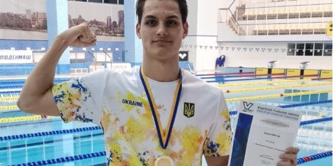Вінницький плавець став чемпіоном України на олімпійській дистанції