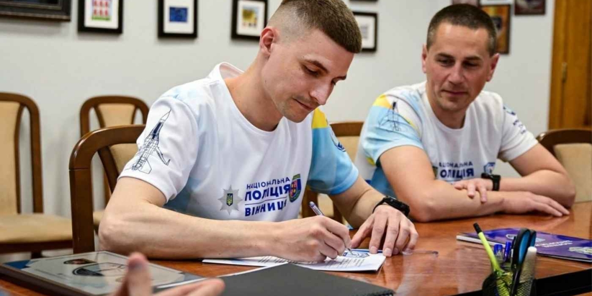 Поліція Вінниччини приєдналася до легендарного бігового клубу «Ф16»