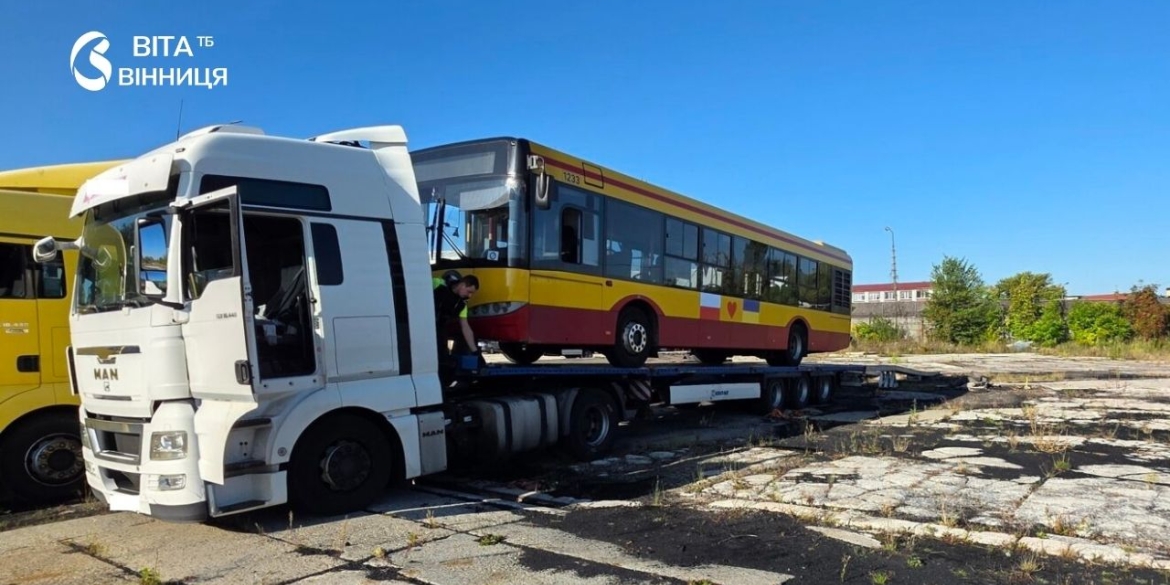 Польський фонд «Sikorki na Ukrainie» викупив для вінничан автобуси, які зняли з маршрутів Кельце