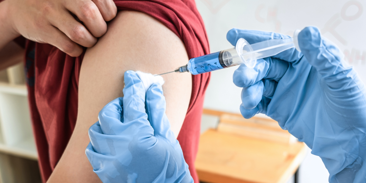 Понад 2400 громадян імунізувались від грипу у межах муніципальної програми