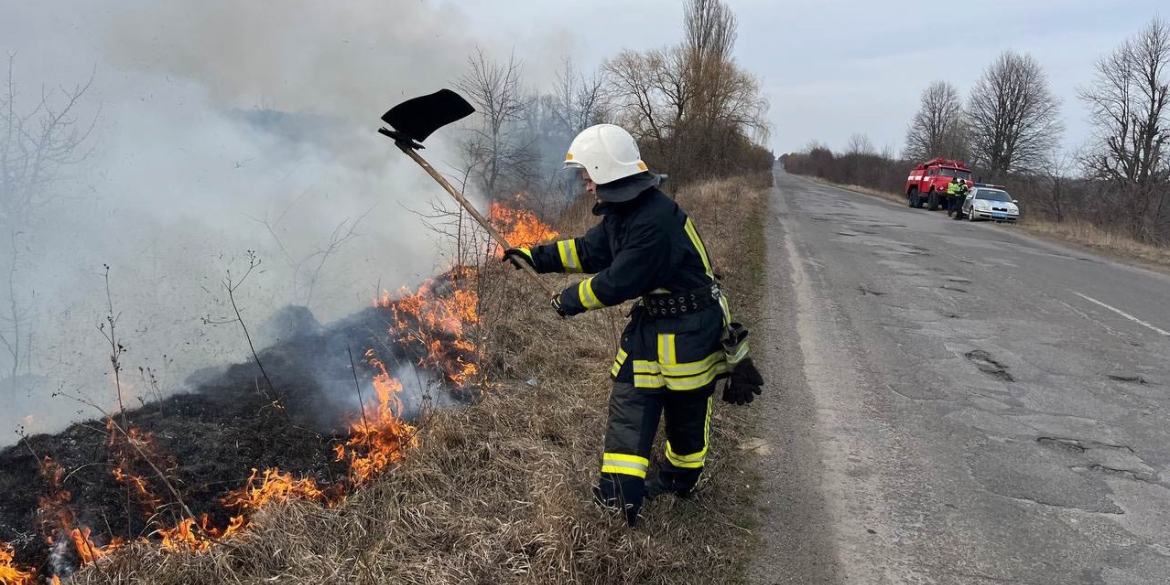 Понад 30 пожеж на відкритих територіях сталося на Вінниччині