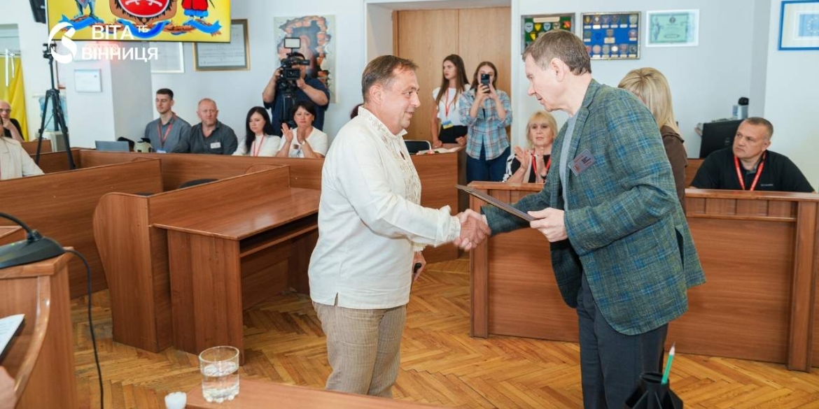 Понад 495 тисяч гривень на авто отримав у ВІнниці ветеран, який допомагає іншим воїнам
