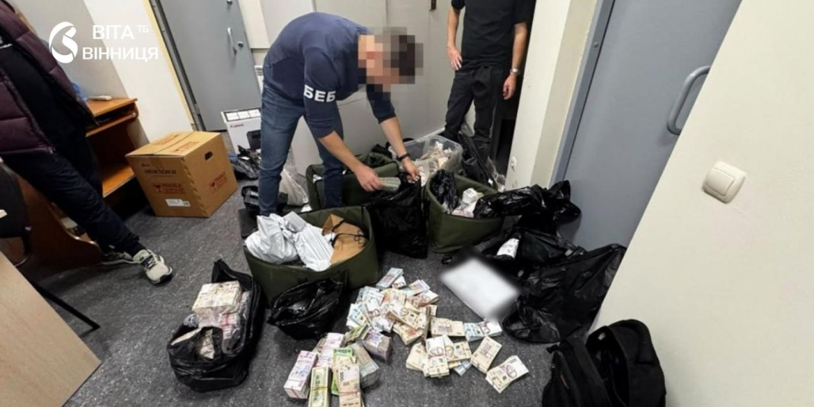 Понад 630 млн грн готівки, серед них рублі в Україні викрили мережу нелегальних «перестановок»