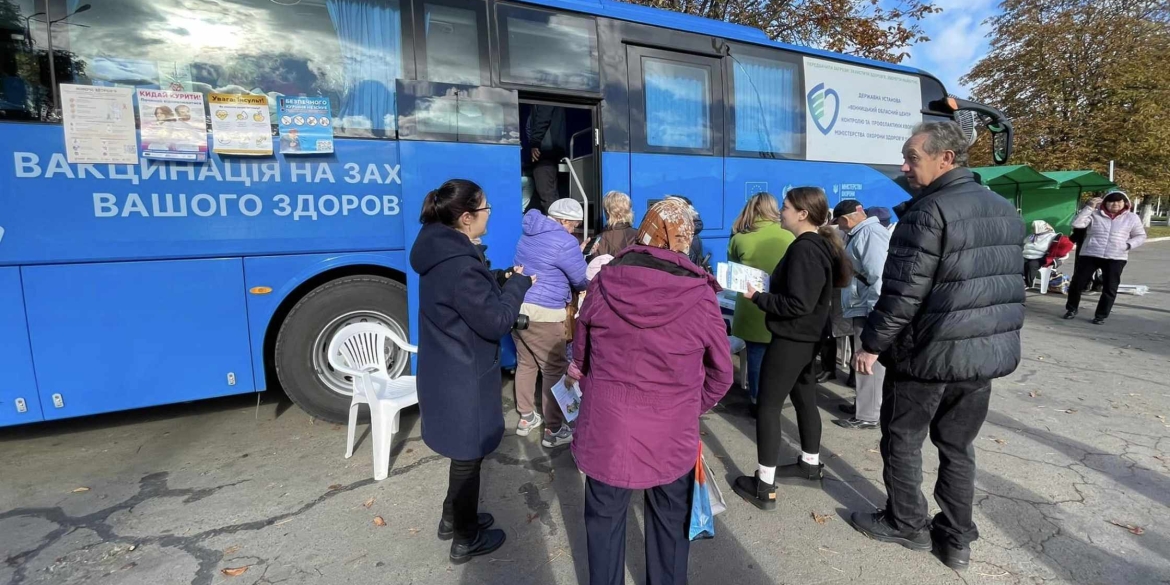 Послугами вінницького «вакцинобуса» скористались понад 100 мешканців Ладижинської громади