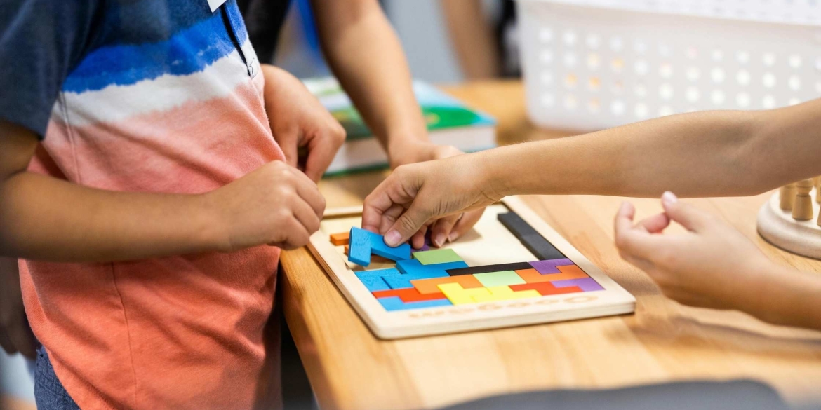 Послугу супроводу під час інклюзивного навчання у Вінниці отримують 74 дитини