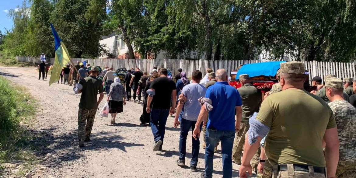 Позивний “Дід” Крижопільська громада прощалась з загиблим солдатом-гранатометником