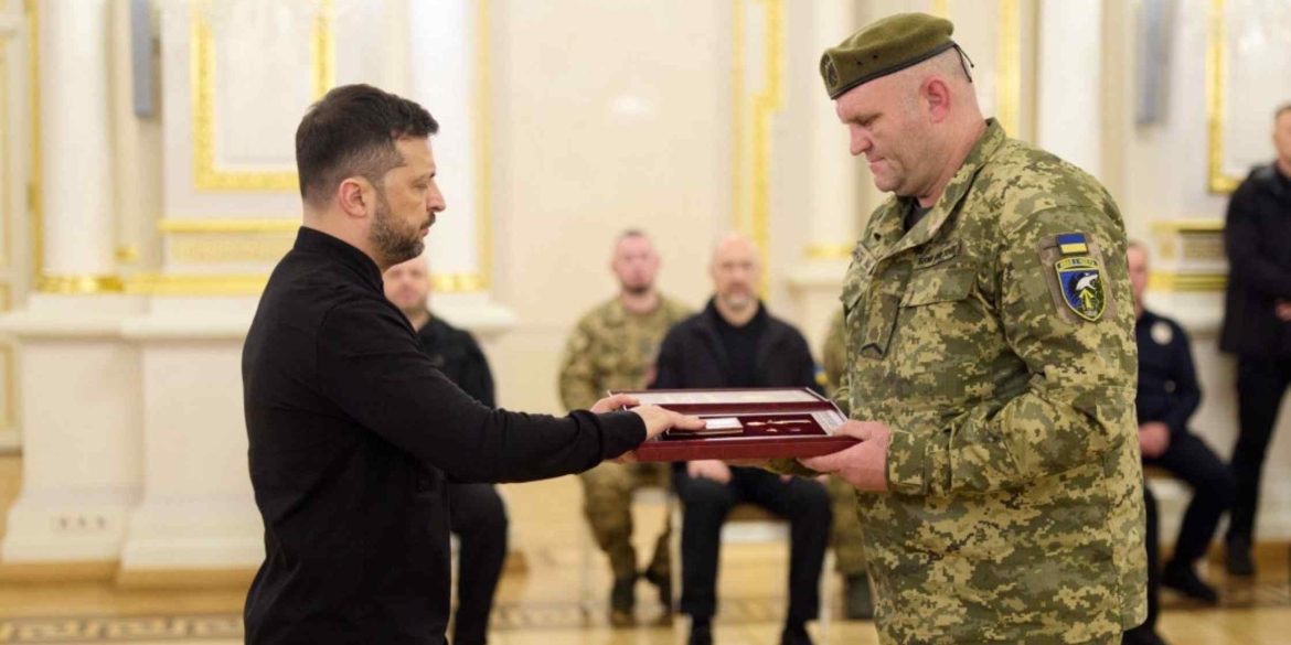 Президент вручив орден «Золота Зірка» вінницькому Герою