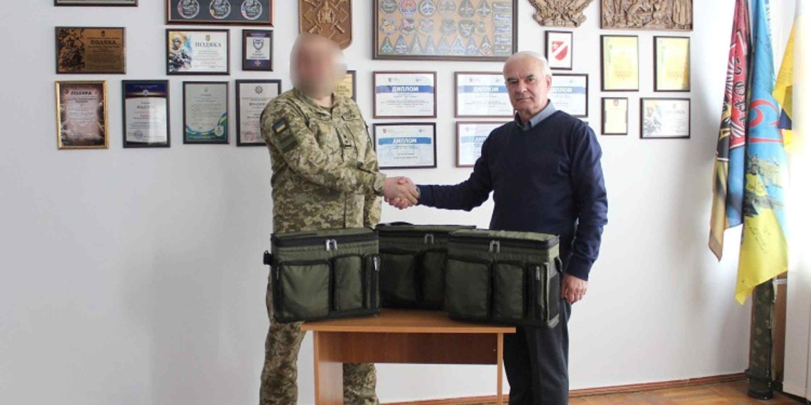 Прикордонникам передали з Вінниччини блоки зарядки Bandera Power