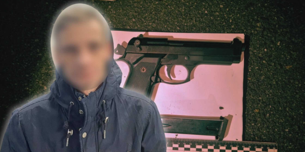 Рецидивіст з пістолетом за вечір пограбував дві вінницькі кав'ярні