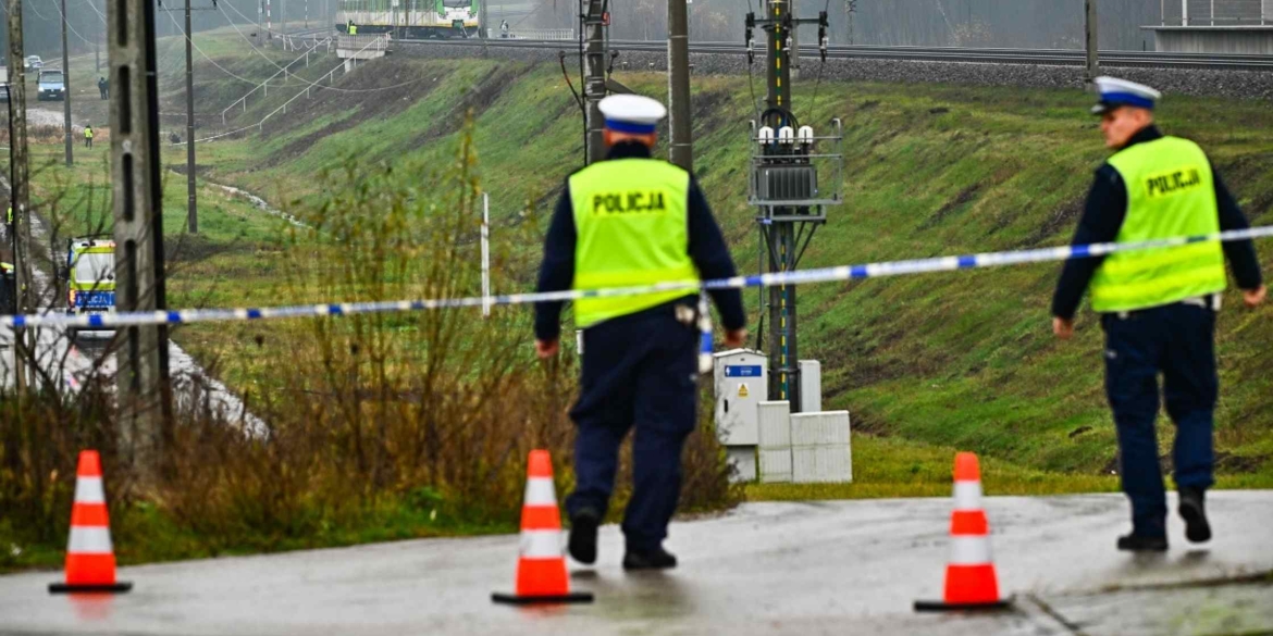 рф вербує українців для диверсій підрив колій у Польщі - слід російських спецслужб