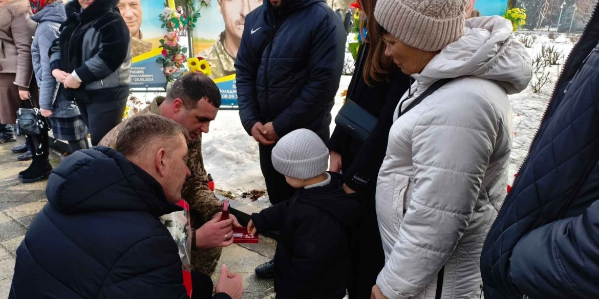 Рідні солдата з Тульчинської громади отримали його посмертний орден
