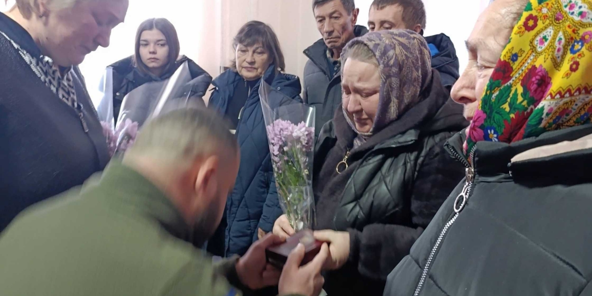 Рідним трьох військовослужбовців Городківської громади передали посмертні нагороди