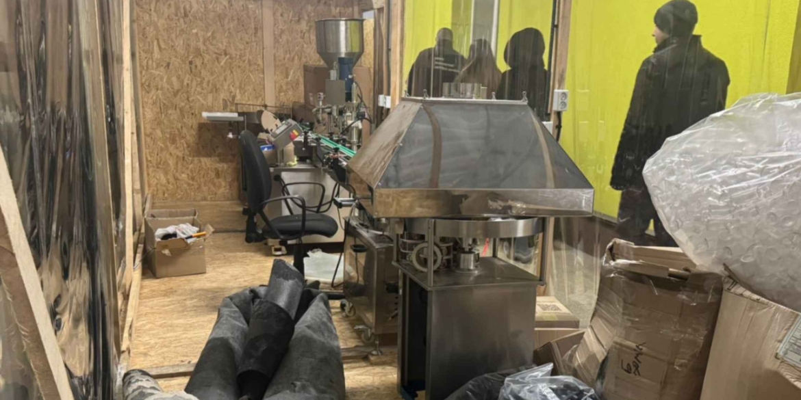 Рідини для електронних сигарет незаконно виготовляли на Вінниччині