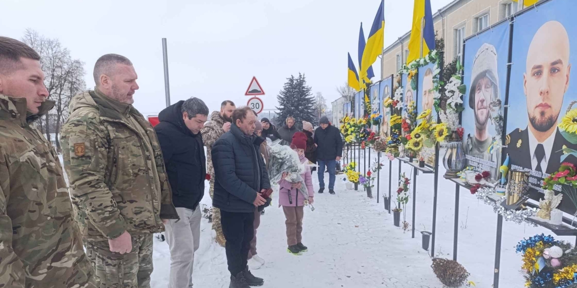 Родина молодшого лейтенанта з Тульчинського району отримала його посмертну нагороду