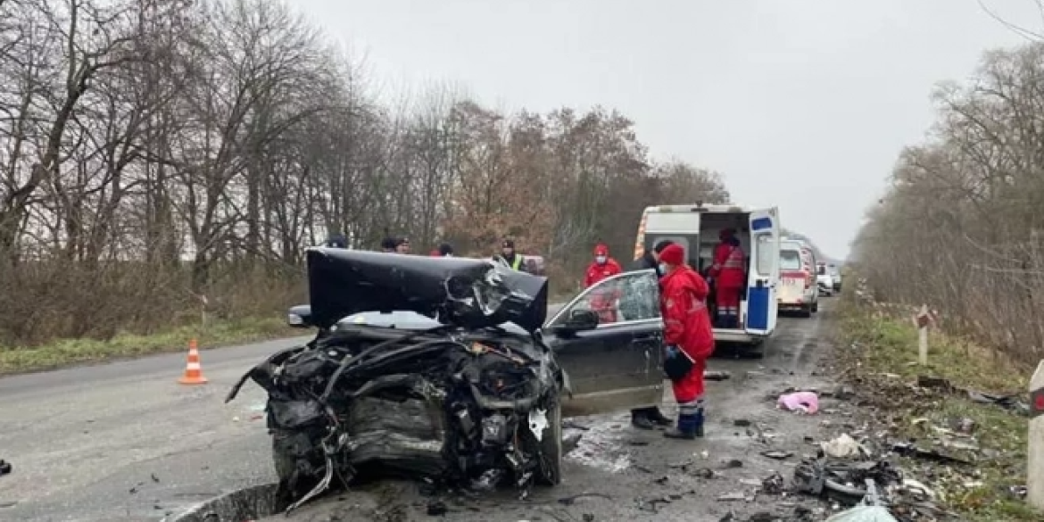 П’яний водій на Volvo розтрощив ВАЗ: водій-вінничанин загинув на місці, родині потрібна допомога 
