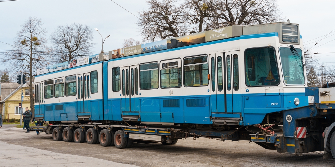 Сергій Моргунов У Вінницю прибув перший трамвай Tram2000