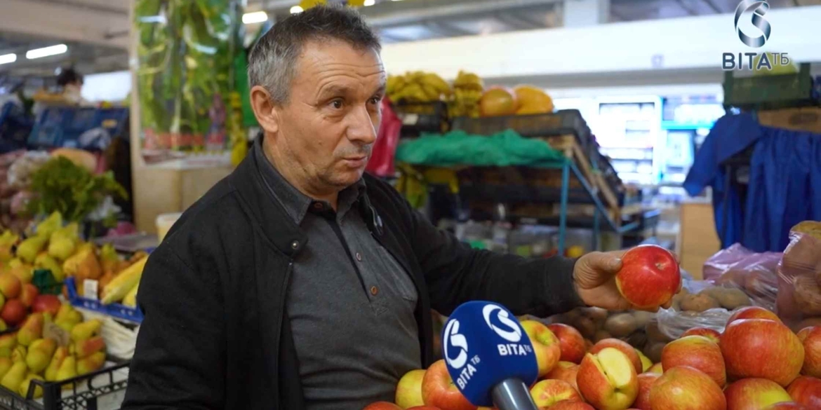 Сезон яблук на ринках у Вінниці скільки коштують та які сорти популярні