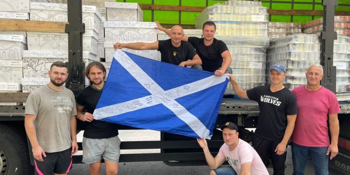 Шотландські волонтери передали гуманітарну допомогу Вінниччині