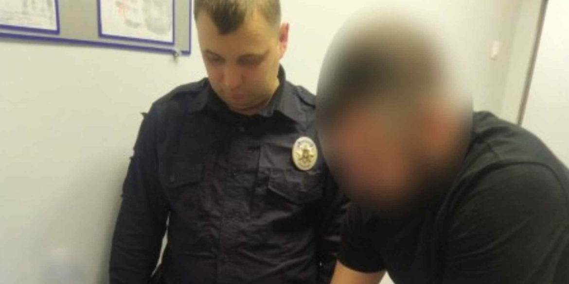 Слідчі поліції повідомили про підозру хулігану, який вчинив стрілянину під Вінницею