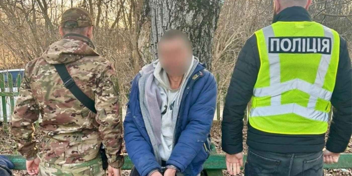 Службовий пес допоміг розшукати вбивцю, який переховувався у вінницьких лісах