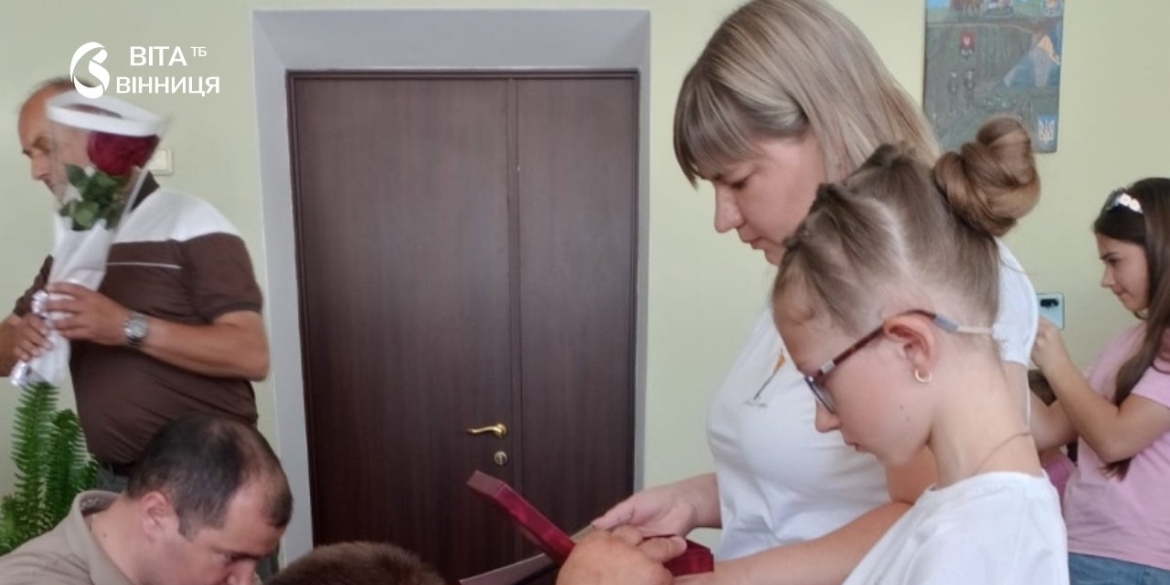 Старшого сержанта з Вінниччини відзначили за мужність під Білогорівкою