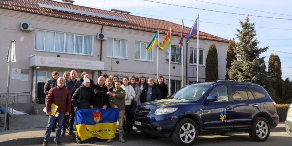 Стрижавська громада передала бійцям на передову автомобіль