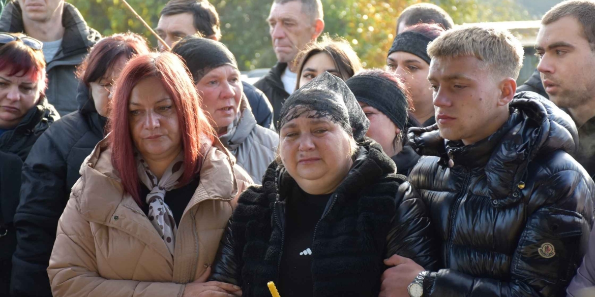 Стрижавська громада прощалася із воїном-захисником Стрижавська громада прощалася із воїном-захисником