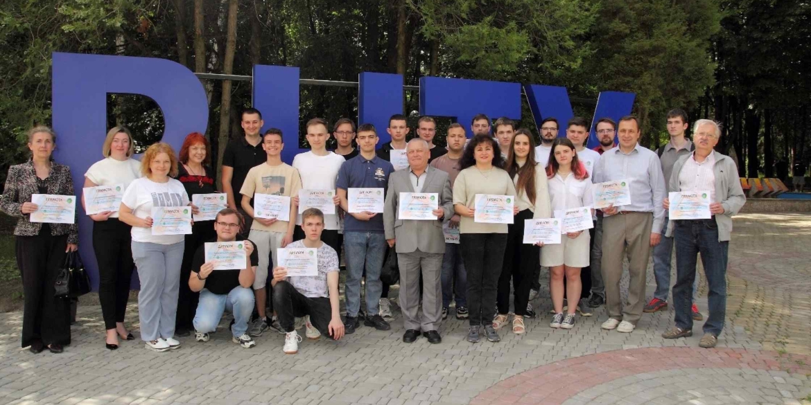 Студенти вінницького вишу посіли перше на міжнародній олімпіаді з інформаційних технологій
