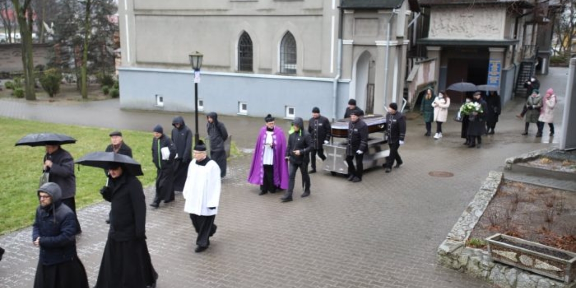 Священника, який помер у лікарні Томашполя, поховали у Польщі