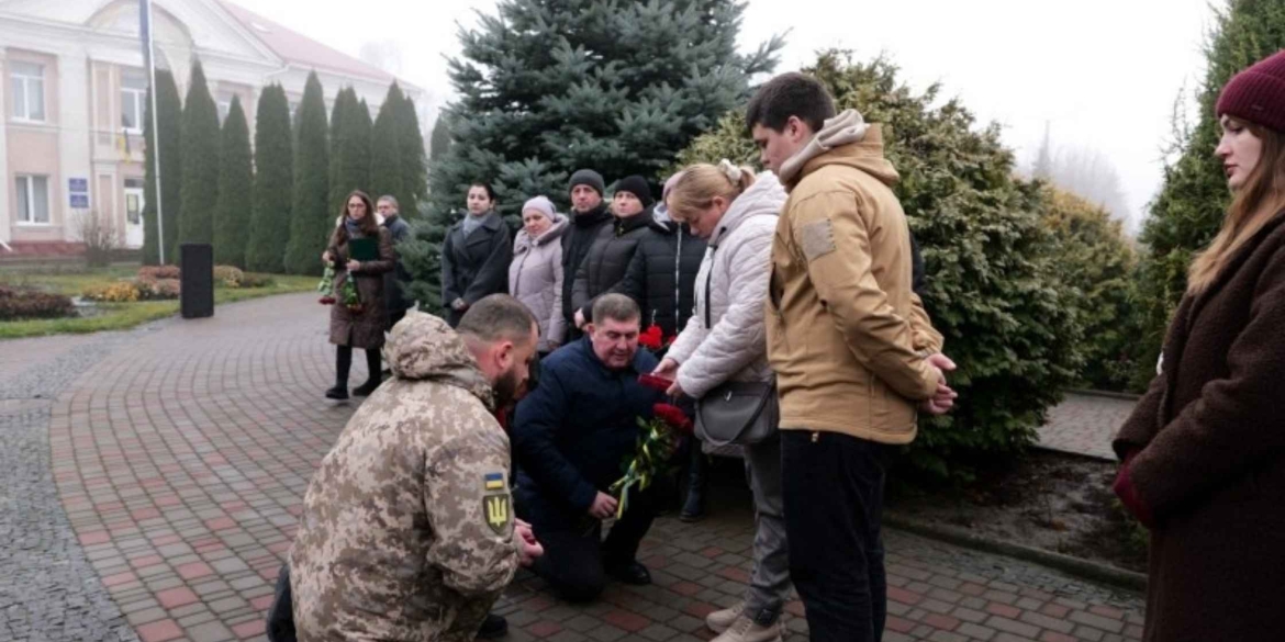 Трьох військовослужбовців Крижопільської громади нагородили посмертними орденами