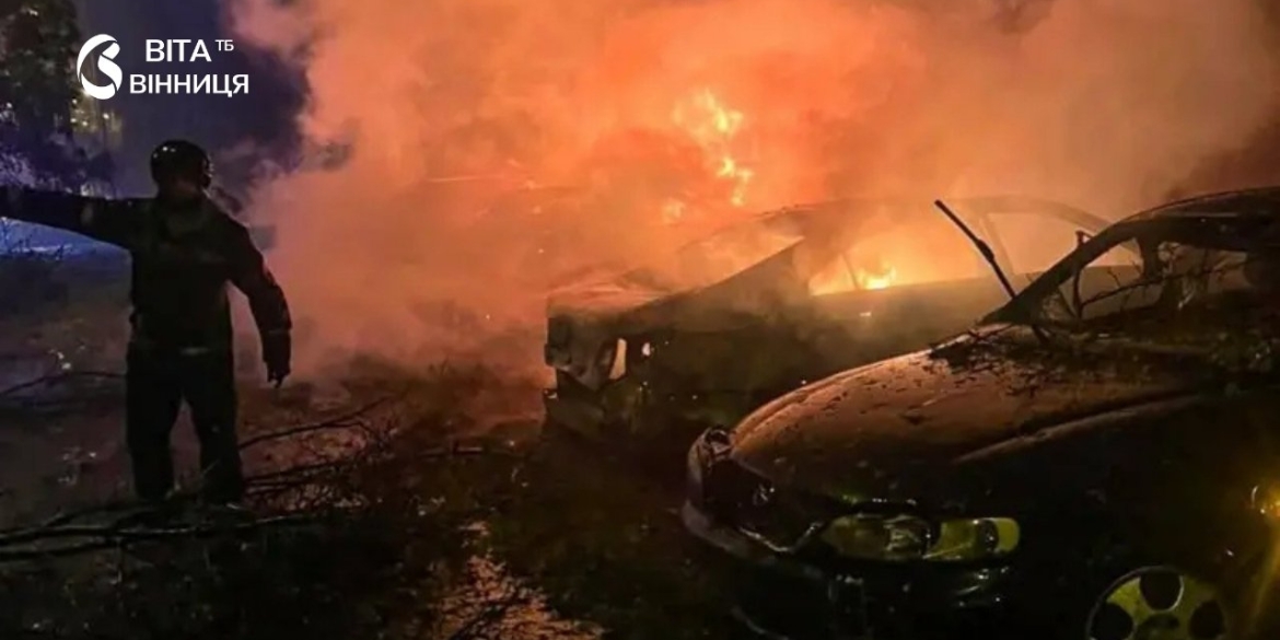 Три хвилі ракет за ніч у Києві загинули двоє людей, вибухова хвиля вибила вікна в пологовому