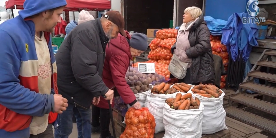 Цибуля на вінницькому ринку актуальні ціни, як правильно обрати та як зберігати